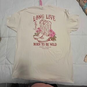 Simply Southern “Long Live Cowgirls” Cream T-Shirt Size XLarge
